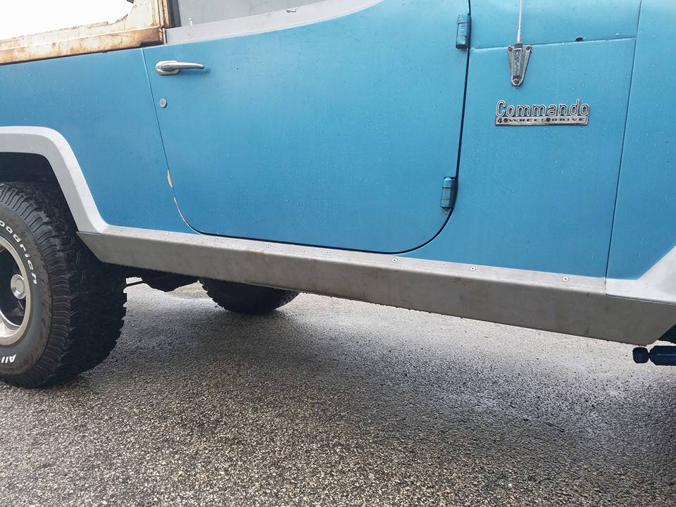 Jeepster Commando Rocker Armor.