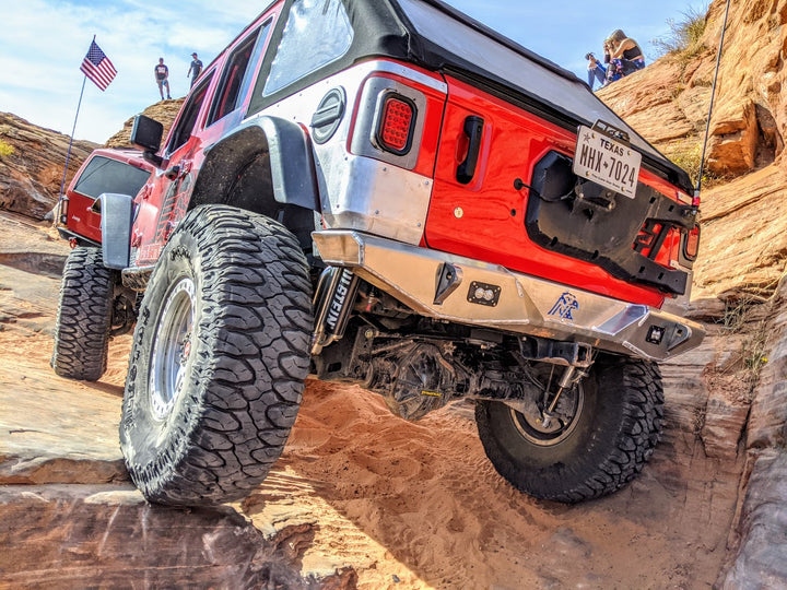 JL Aluminum Rear Bumper - Featherweight Series.