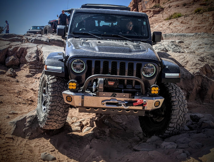 JL/JT Front Bumper - 8274 Aluminum Adventure Series