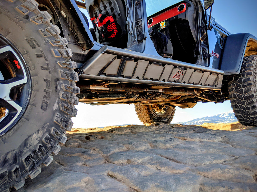 JLU Rock Sliders - Frame Mounted - Rimrocker Series.