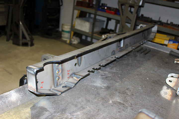 TJ/LJ/YJ High Clearance Hitch Bumper.