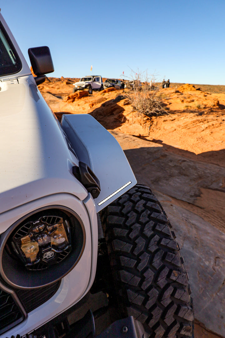 JL/JT Aluminum High Line Fender Flares (Front)