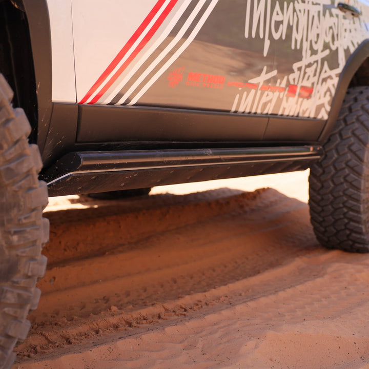 Toyota LC250 Rock Sliders - Trailbreaker Series (Frame Mounted)