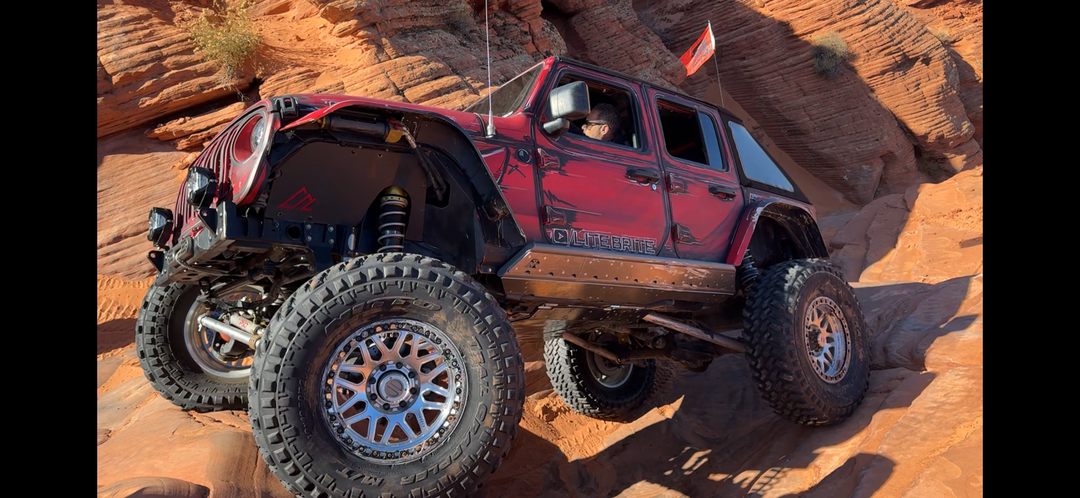 JLU Rock Sliders - Trailbreaker Series (Frame Mounted)