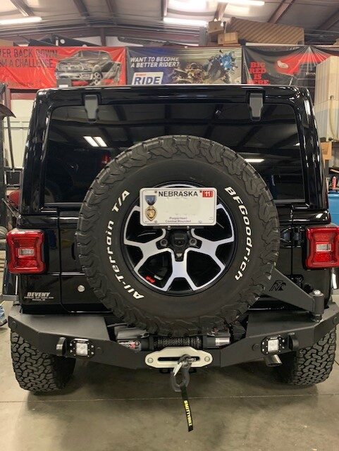Winch for jeep top